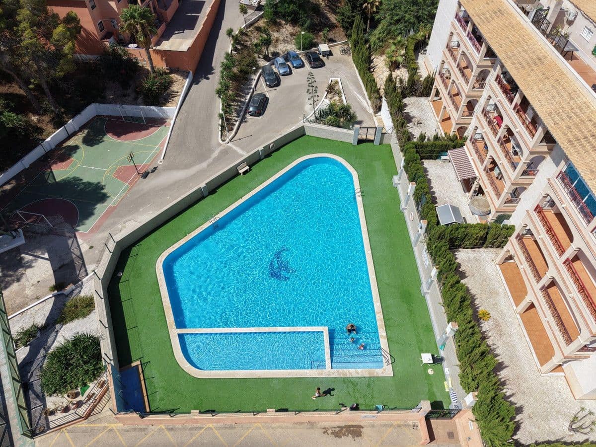 2 soveværelse Lejlighed til salg i La Chismosa med swimmingpool - € 185.000 (Ref: 10052570)