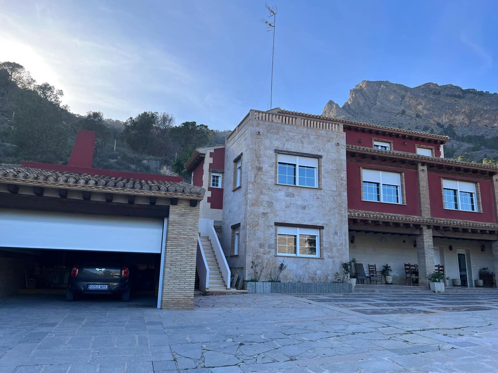 4 bedroom Villa for sale in Raiguero de Bonanza with pool - € 410,000 (Ref: 10052766)