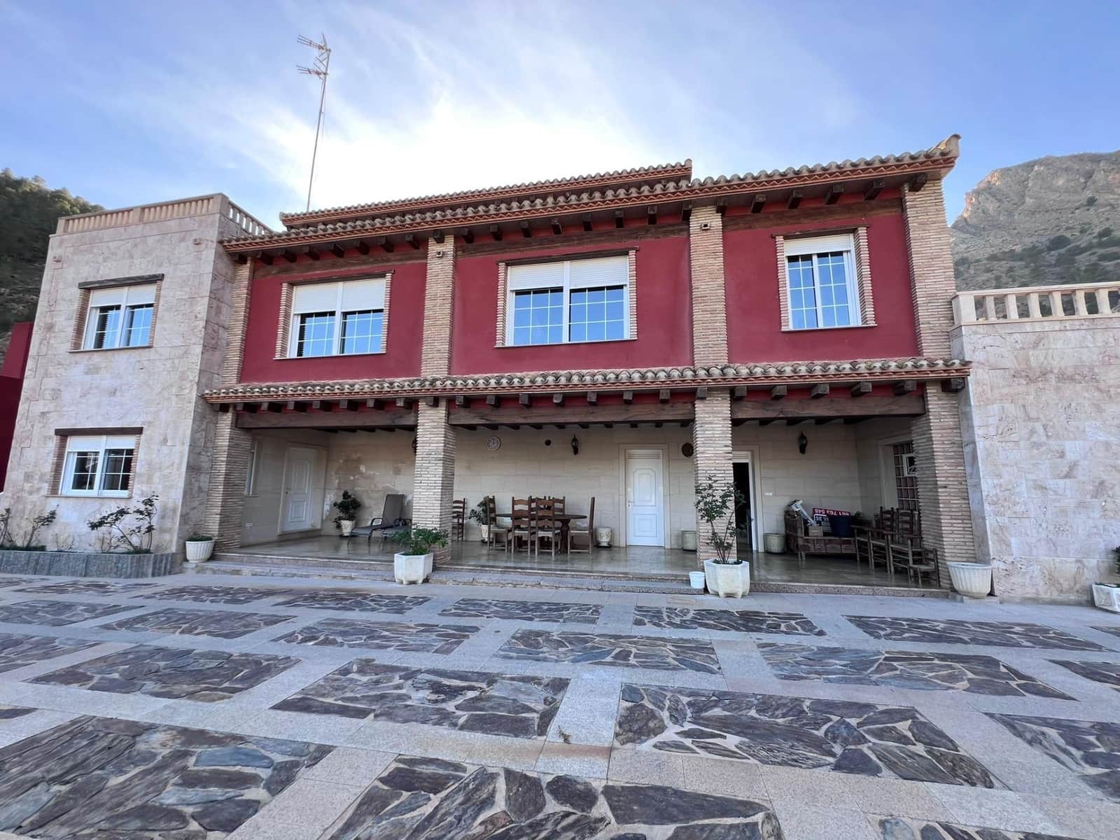 4 bedroom Villa for sale in Raiguero de Bonanza with pool - € 410,000 (Ref: 10052766)