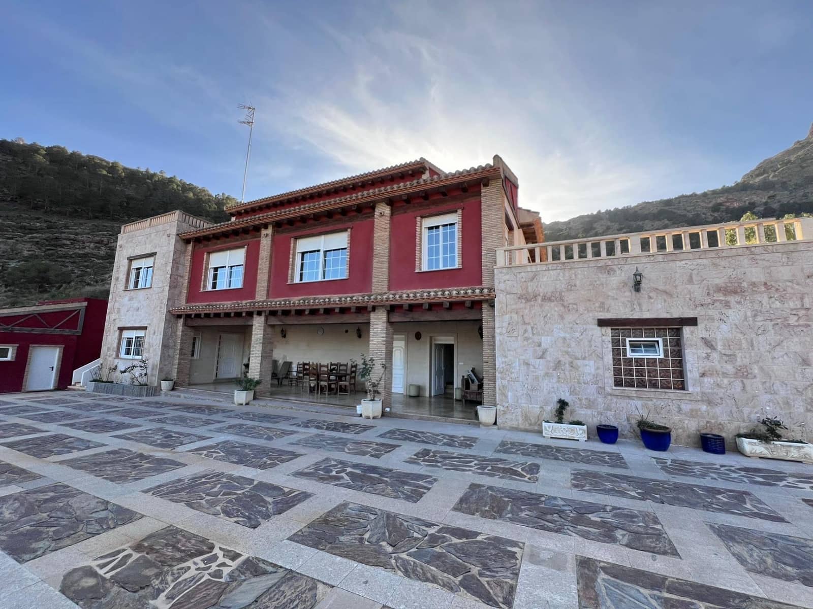 4 bedroom Villa for sale in Raiguero de Bonanza with pool - € 410,000 (Ref: 10052766)