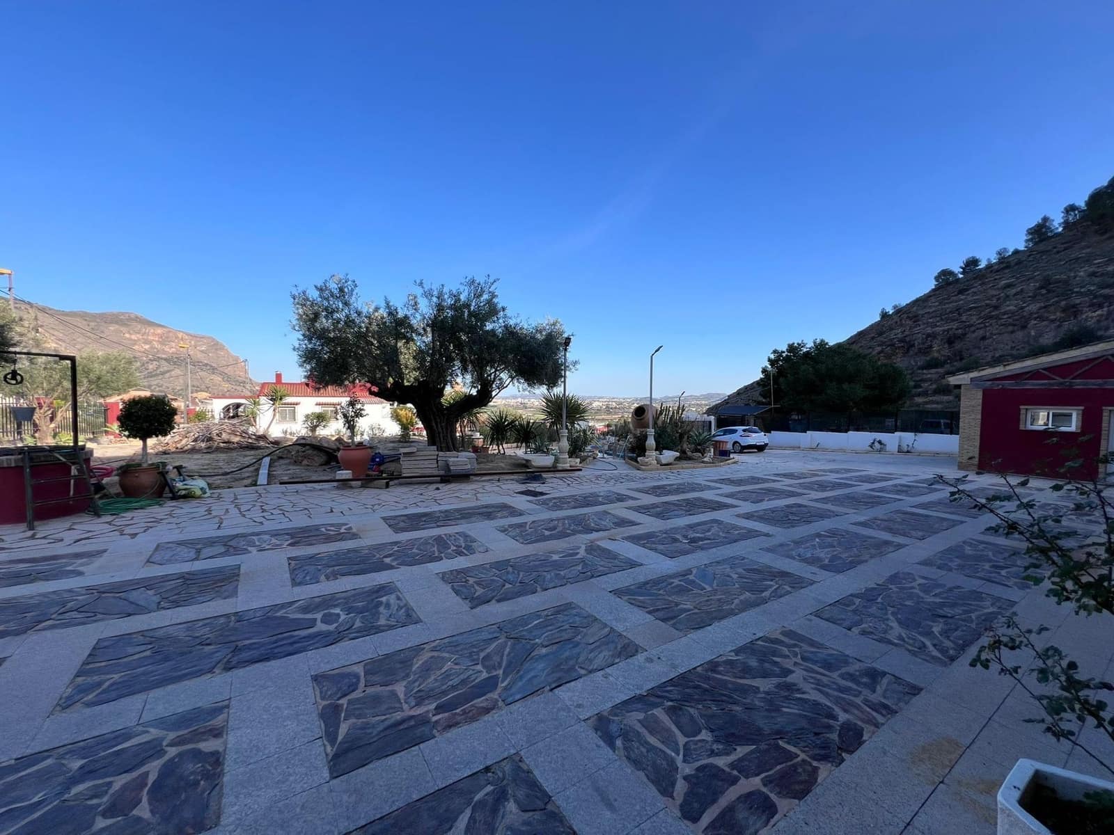 4 bedroom Villa for sale in Raiguero de Bonanza with pool - € 410,000 (Ref: 10052766)