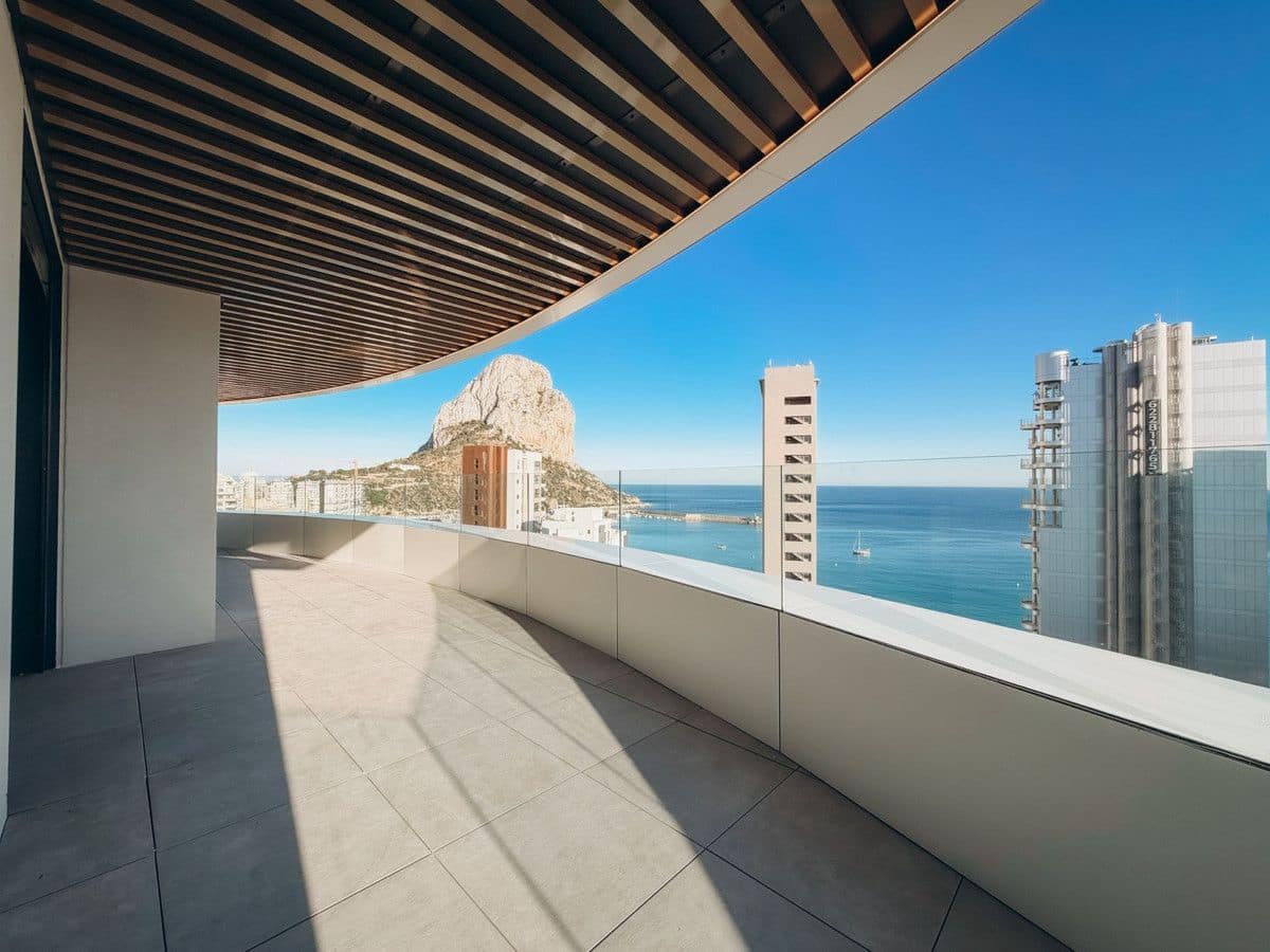 3 bedroom Apartment for sale in Calpe / Calp with pool - € 645,000 (Ref: 10052839)