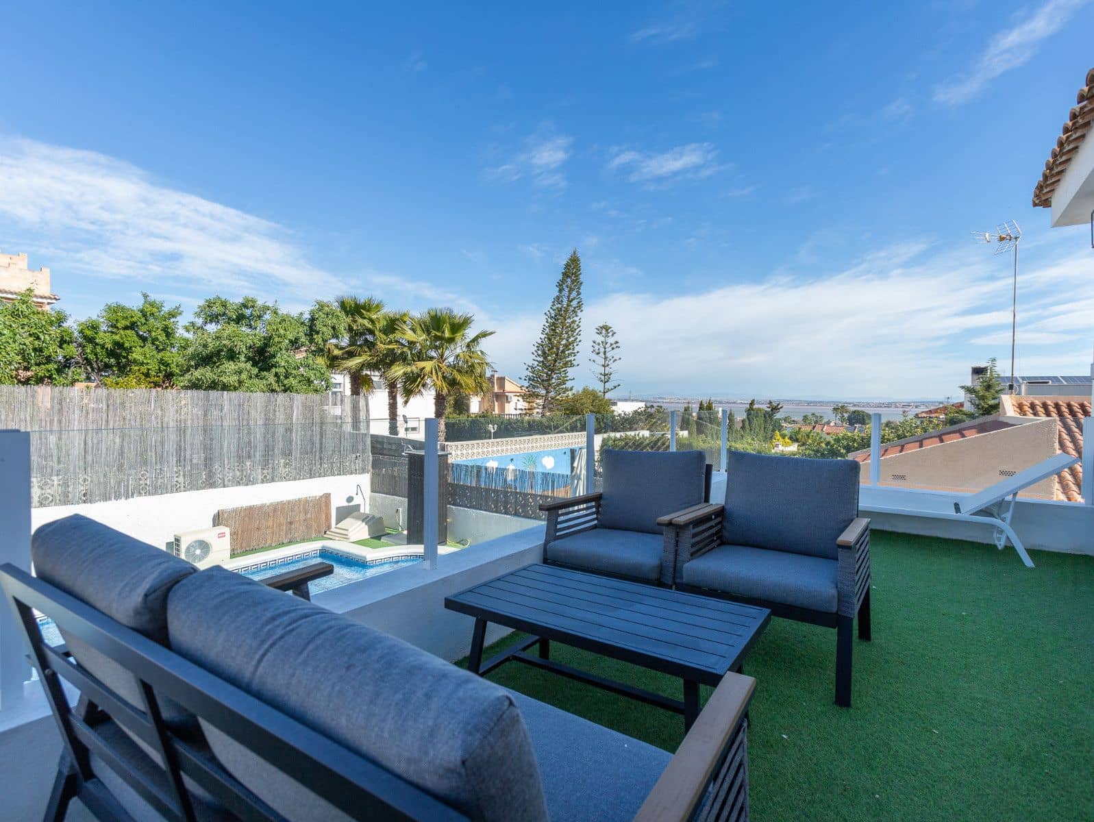 4 soverom Villa til salgs i La Siesta - € 590 000 (Ref: 10052856)