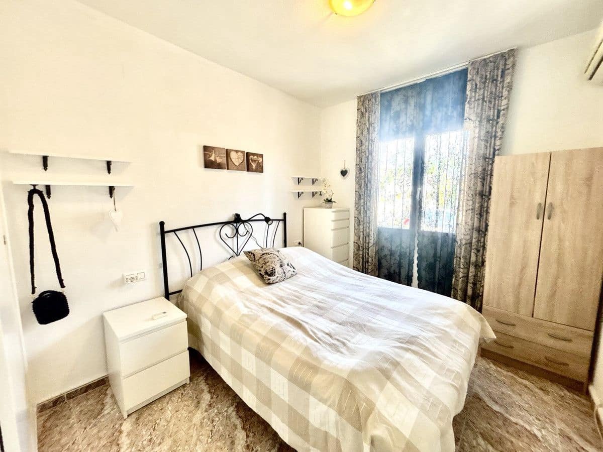 2 soveværelse Lejlighed til salg i La Zenia - € 189.000 (Ref: 10053090)