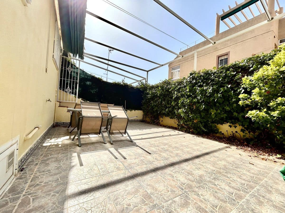 2 soveværelse Lejlighed til salg i La Zenia - € 189.000 (Ref: 10053090)