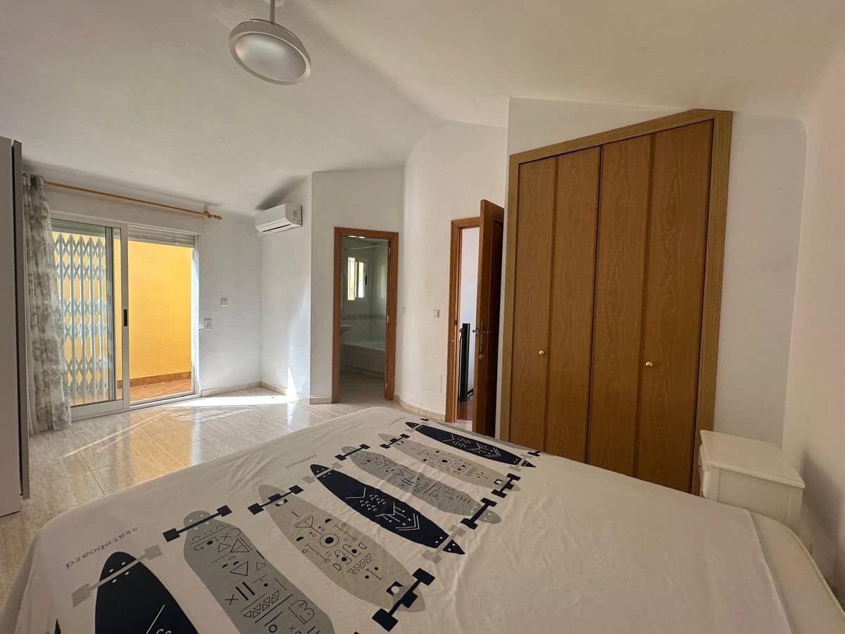 Apartamento de 2 habitaciones en Los Alcázares en venta - 159.900 € (Ref: 10053091)