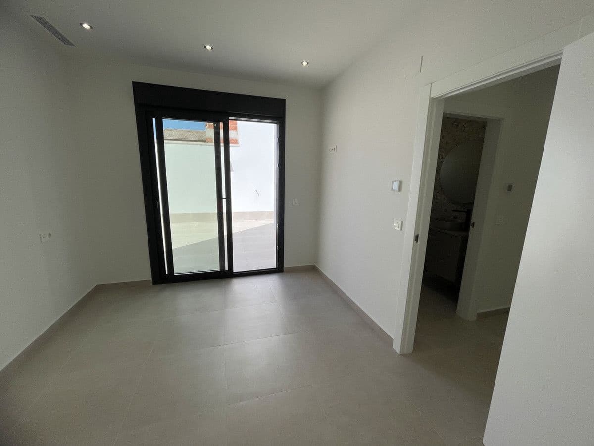 3 slaapkamer Villa te koop in Almoradi met zwembad - € 389.900 (Ref: 10053161)