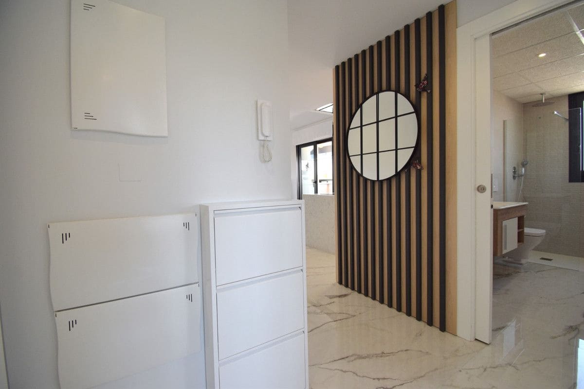 2 chambre Appartement à vendre à Orihuela Costa avec piscine - 289 000 € (Ref: 10053277)