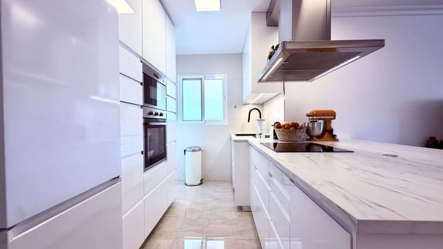 3 slaapkamer Appartement te koop in Fontcalent, Alicante stad - € 279.000 (Ref: 10053469)