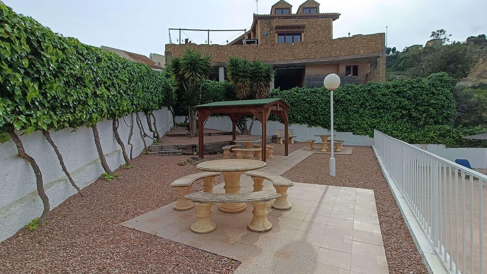 2 bedroom Villa for sale in Rojales - € 197,995 (Ref: 10053490)