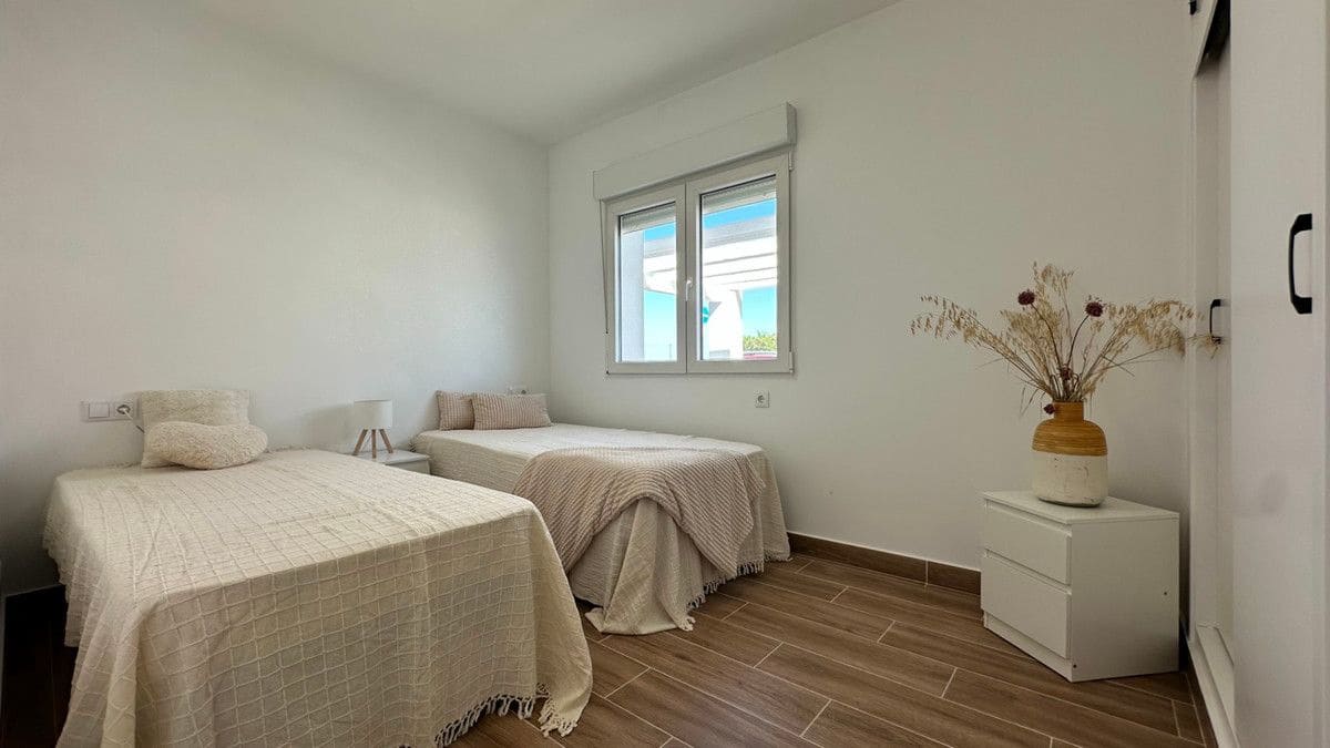 3 makuuhuone Huvila myytävänä paikassa Rojales - 249 000 € (Ref: 10053550)