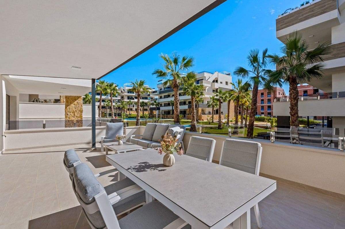 2 Zimmer Apartment zu verkaufen in Orihuela Costa mit Pool - 317.500 € (Ref: 10053555)