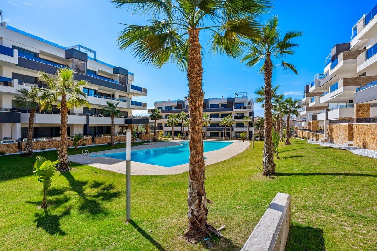 2 Zimmer Apartment zu verkaufen in Orihuela Costa mit Pool - 317.500 € (Ref: 10053555)