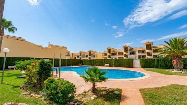 2 soverom Leilighet til salgs i Punta Prima, Orihuela med svømmebasseng - € 153 000 (Ref: 10053586)