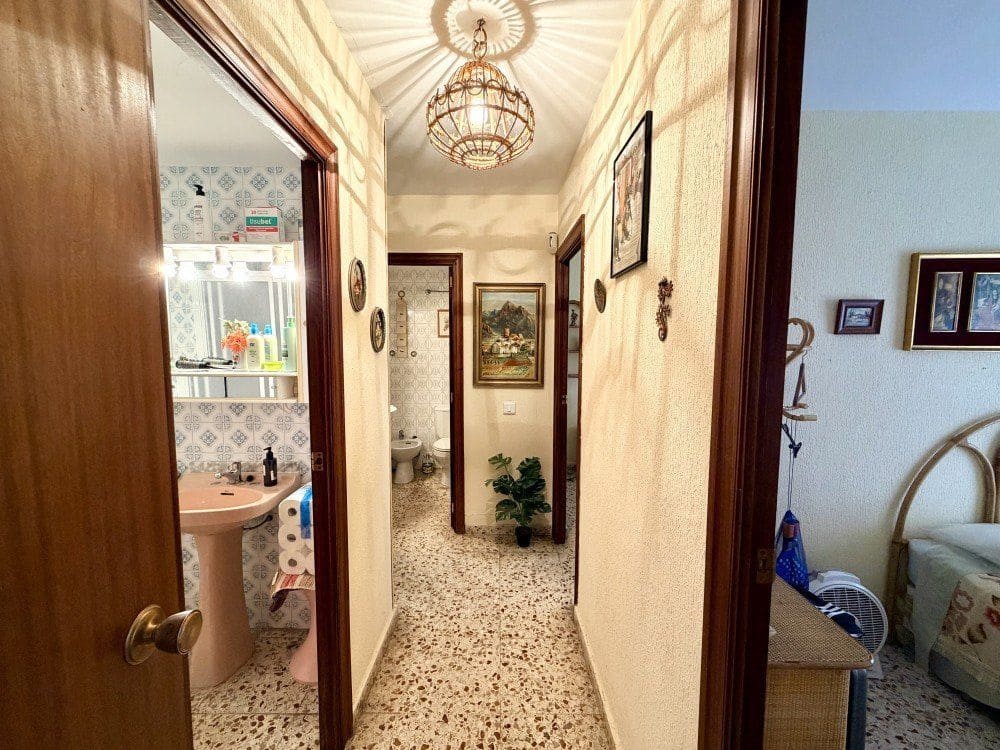 3 bedroom Apartment for sale in Guardamar del Segura - € 185,000 (Ref: 10053704)