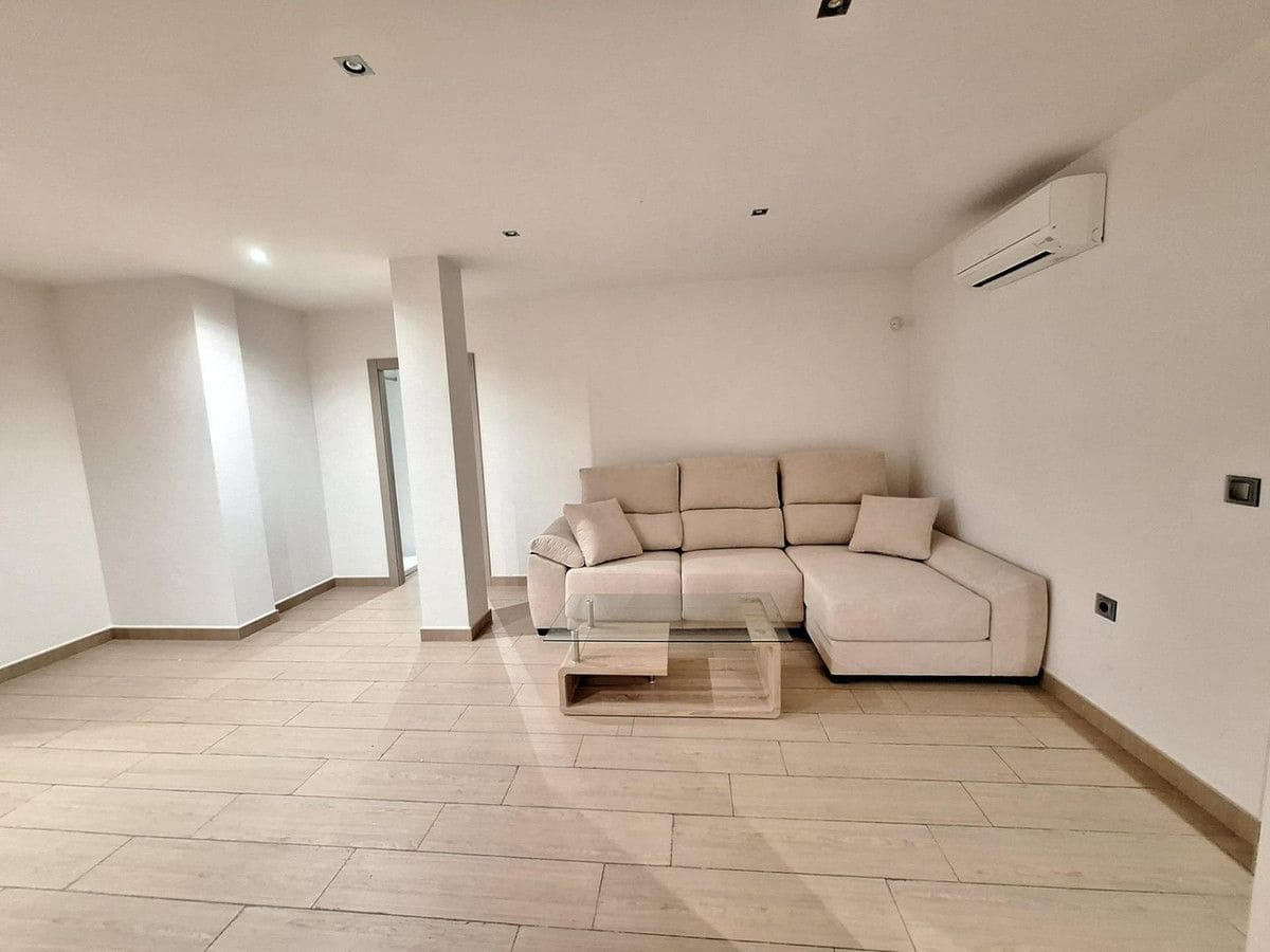 2 sypialnia Willa na sprzedaż w Torrevieja - 850 000 € (Ref: 10053715)