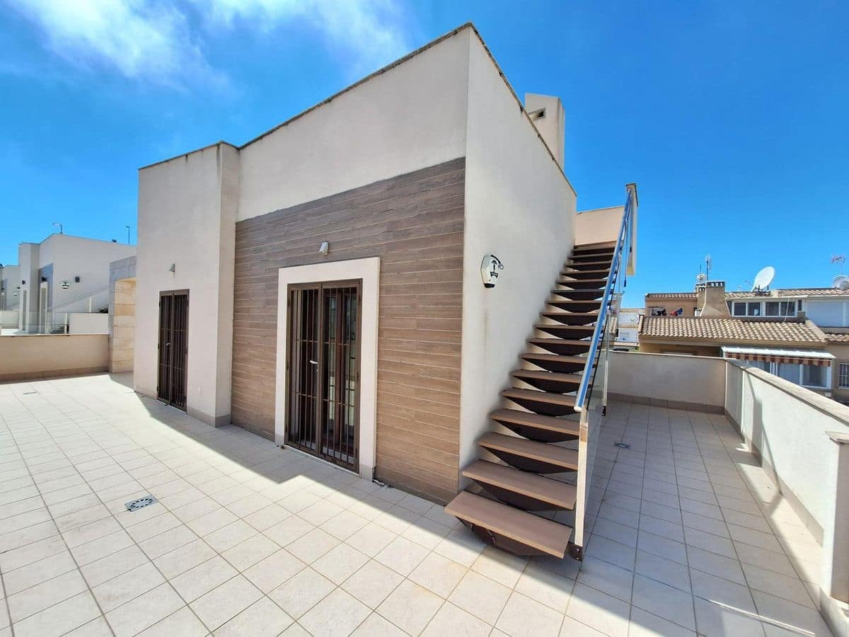 2 sypialnia Willa na sprzedaż w Torrevieja - 850 000 € (Ref: 10053715)