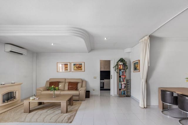 2 quarto Apartamento para venda em El Moncayo, Guardamar del Segura - 329 000 € (Ref: 10053799)