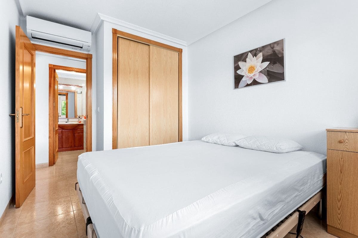 Apartamento de 2 habitaciones en Los Dolses en venta - 215.000 € (Ref: 10053975)