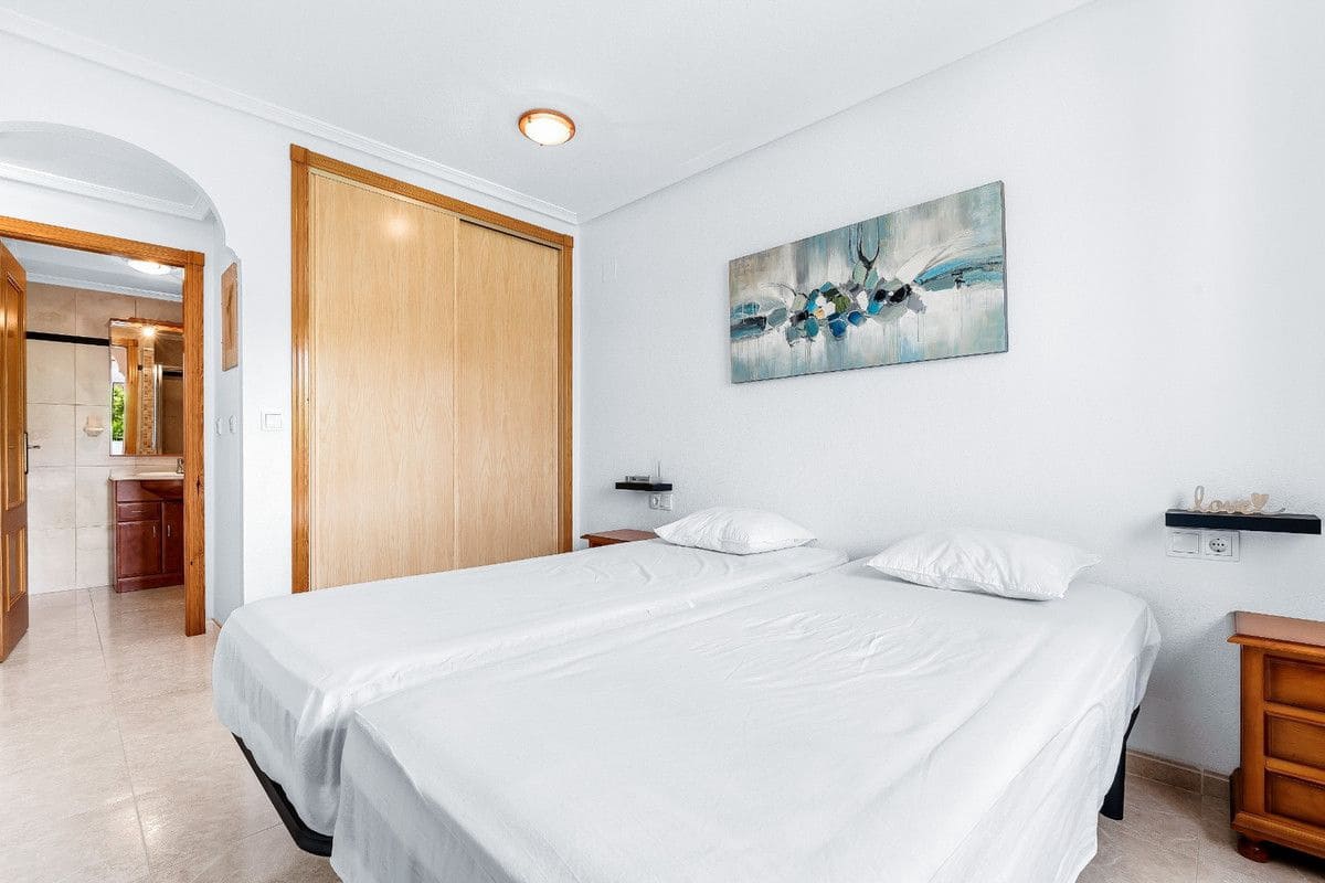 Apartamento de 2 habitaciones en Los Dolses en venta - 215.000 € (Ref: 10053975)
