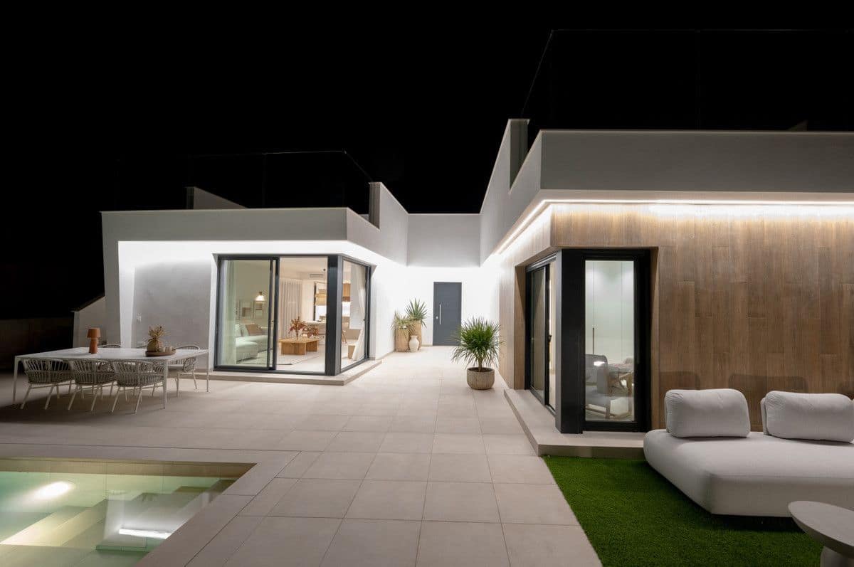 3 quarto Moradia para venda em Banos y Mendigo com piscina - 504 900 € (Ref: 10053989)