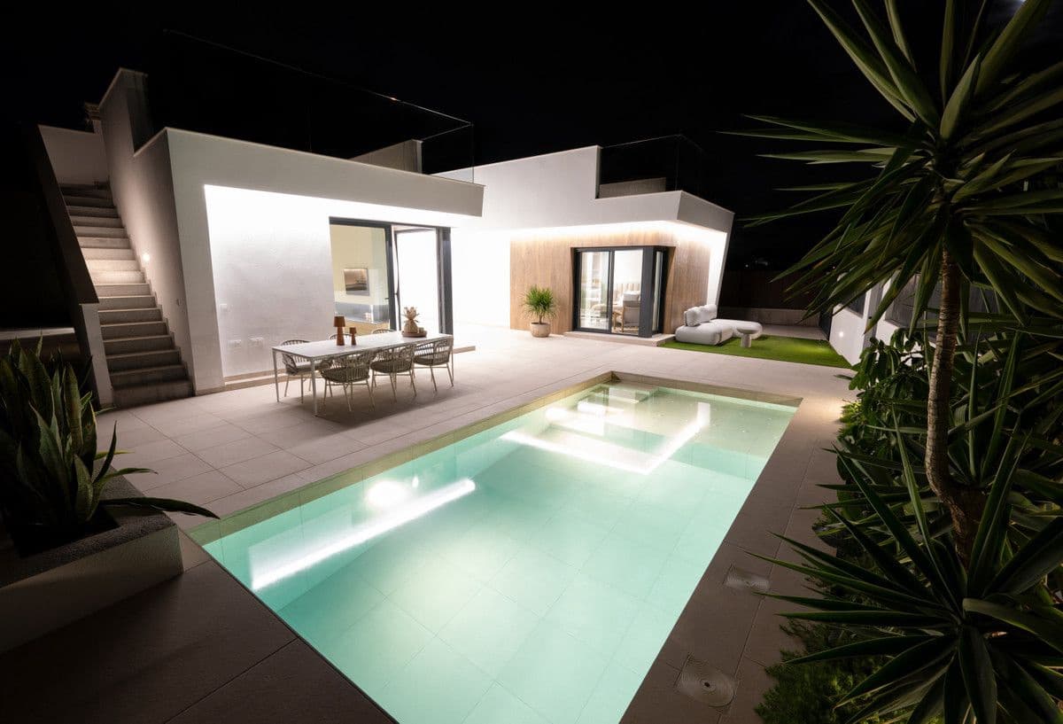 Chalet de 3 habitaciones en Baños y Mendigo en venta con piscina - 409.900 € (Ref: 10053993)