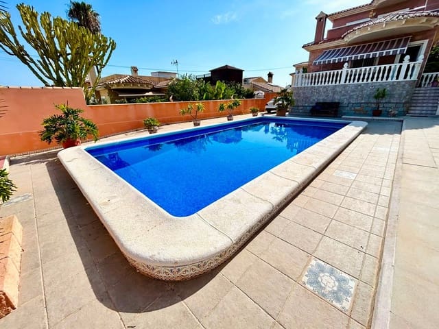 2 camera da letto Villa in vendita in La Siesta, Torrevieja - 699.990 € (Rif: 10054202)