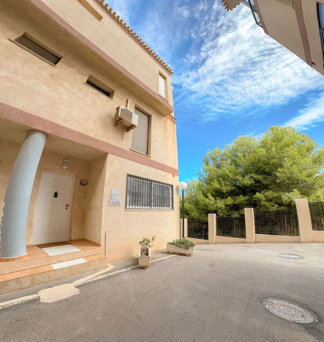 4 soverom Leilighet til salgs i La Zenia med svømmebasseng - € 240 000 (Ref: 10054208)