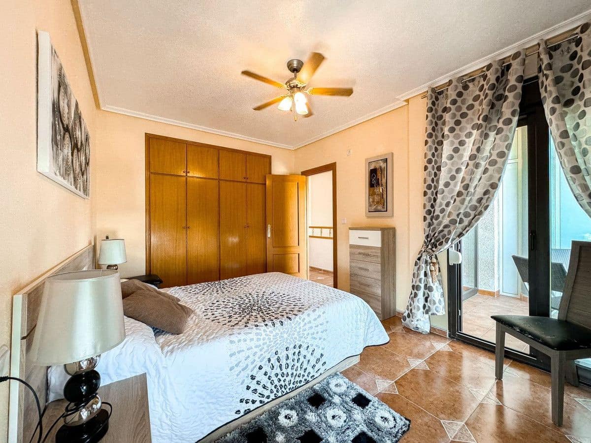 4 soverom Leilighet til salgs i La Zenia med svømmebasseng - € 240 000 (Ref: 10054208)