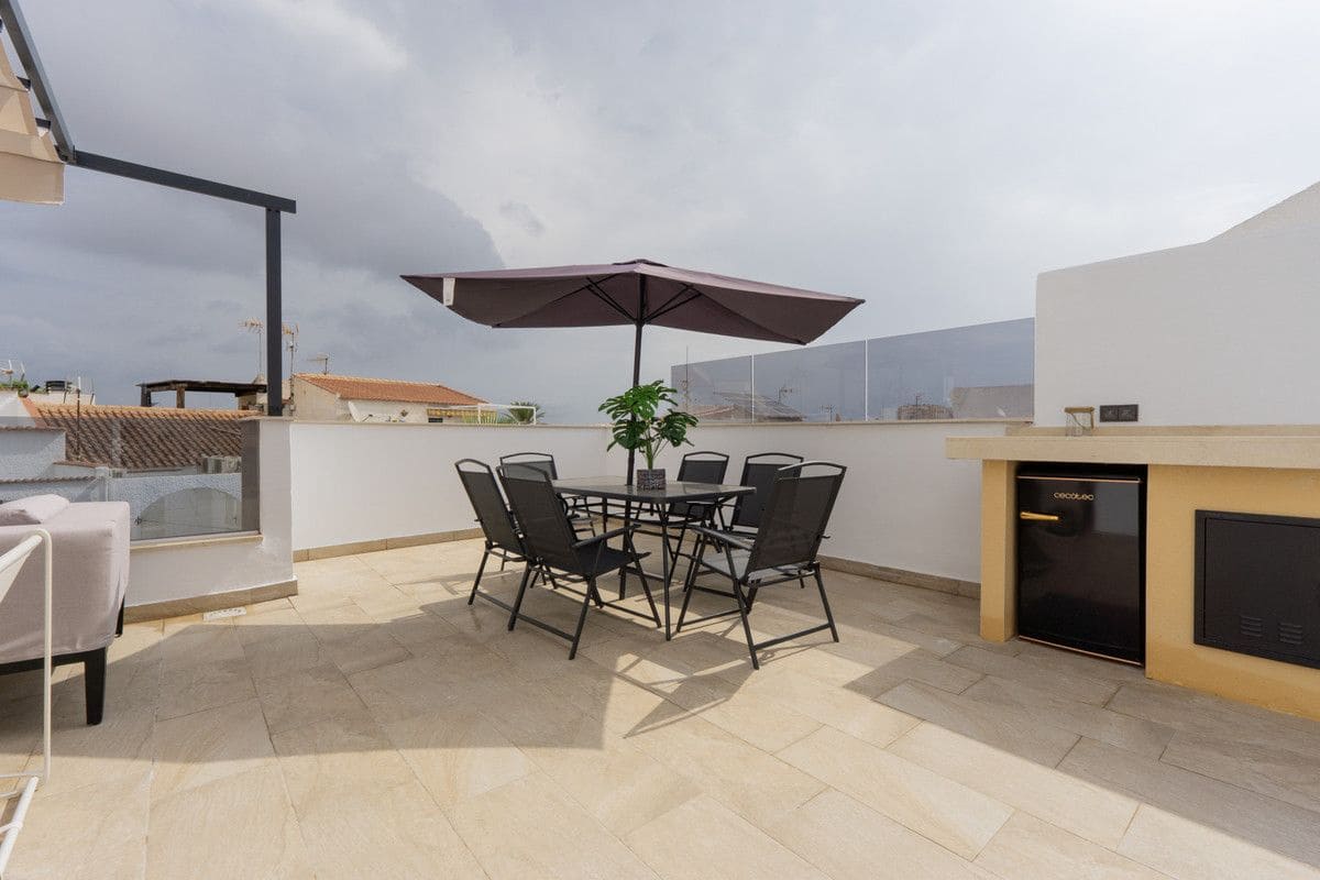 3 sovrum Villa till salu i Torrevieja med pool - 539 000 € (Ref: 10054210)