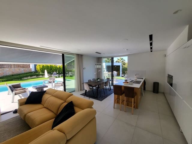 4 soveværelse Villa til salg i Las Colinas Golf, Orihuela med swimmingpool - € 1.450.000 (Ref: 10054211)