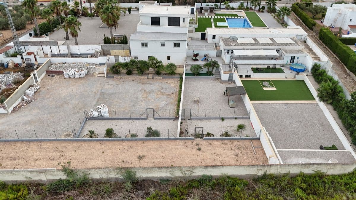 8 soverom Villa til salgs i Los Montesinos - € 1 400 000 (Ref: 10054213)