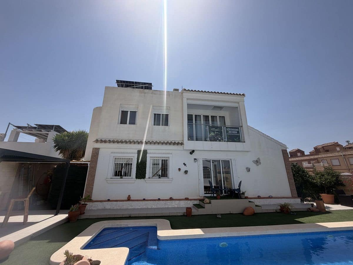 4 Zimmer Villa zu verkaufen in Avileses mit Pool - 289.000 € (Ref: 10054214)