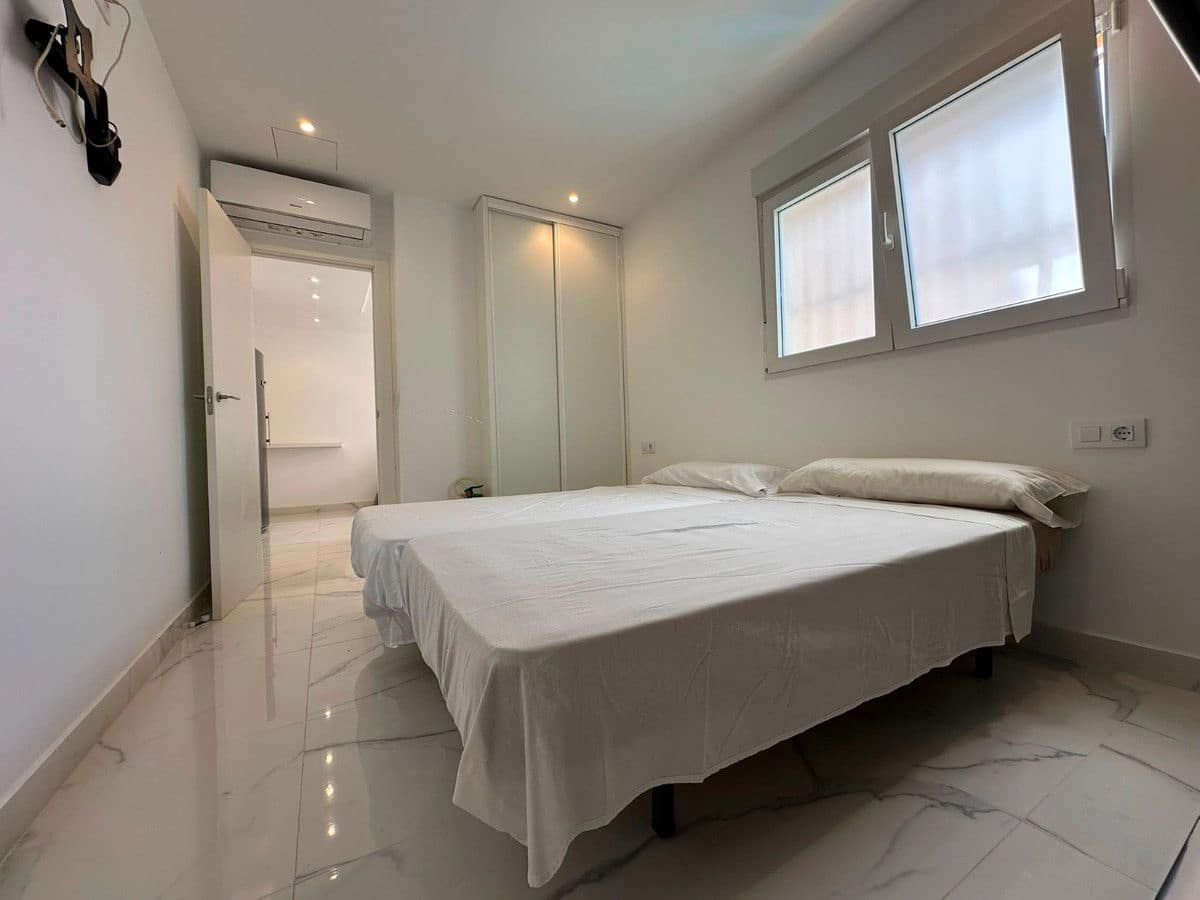 1 Zimmer Apartment zu verkaufen in La Manga del Mar Menor - 150.000 € (Ref: 10054220)