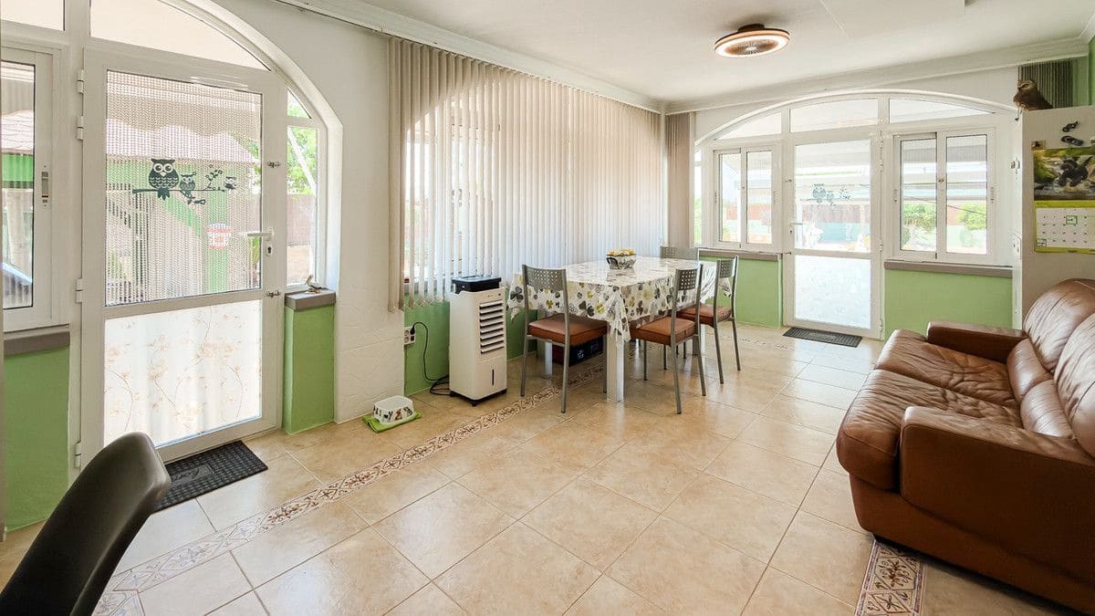 Chalet de 3 habitaciones en Catral en venta con piscina - 499.500 € (Ref: 10054233)
