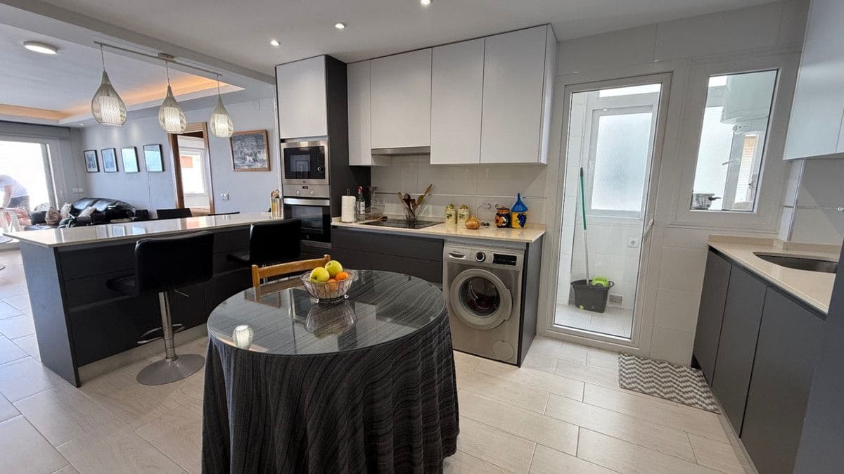 3 Zimmer Apartment zu verkaufen in Torrevieja - 329.000 € (Ref: 10054244)