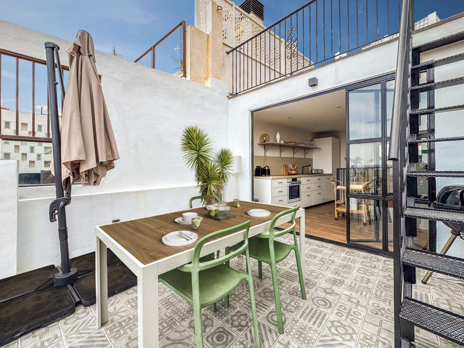 Casa de 2 habitaciones en Alicante / Alacant ciudad en venta - 550.000 € (Ref: 10054247)