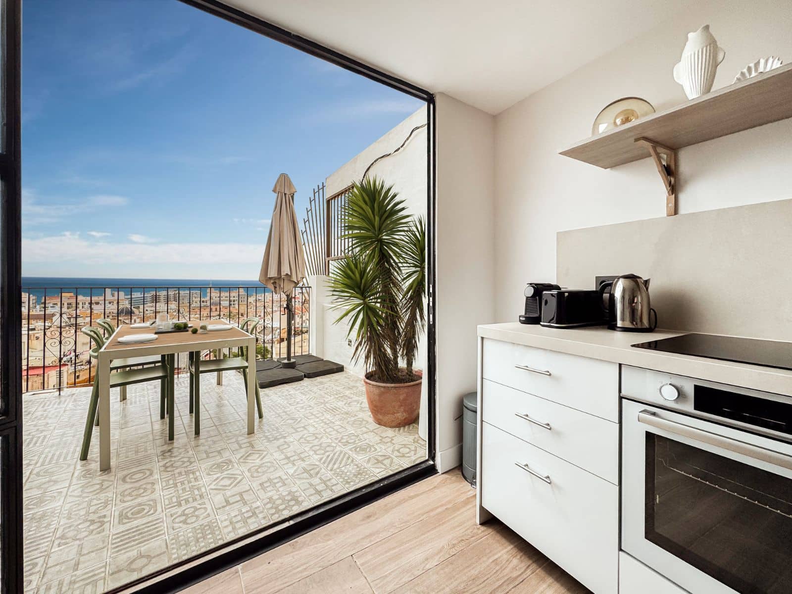 Casa de 2 habitaciones en Alicante / Alacant ciudad en venta - 550.000 € (Ref: 10054247)