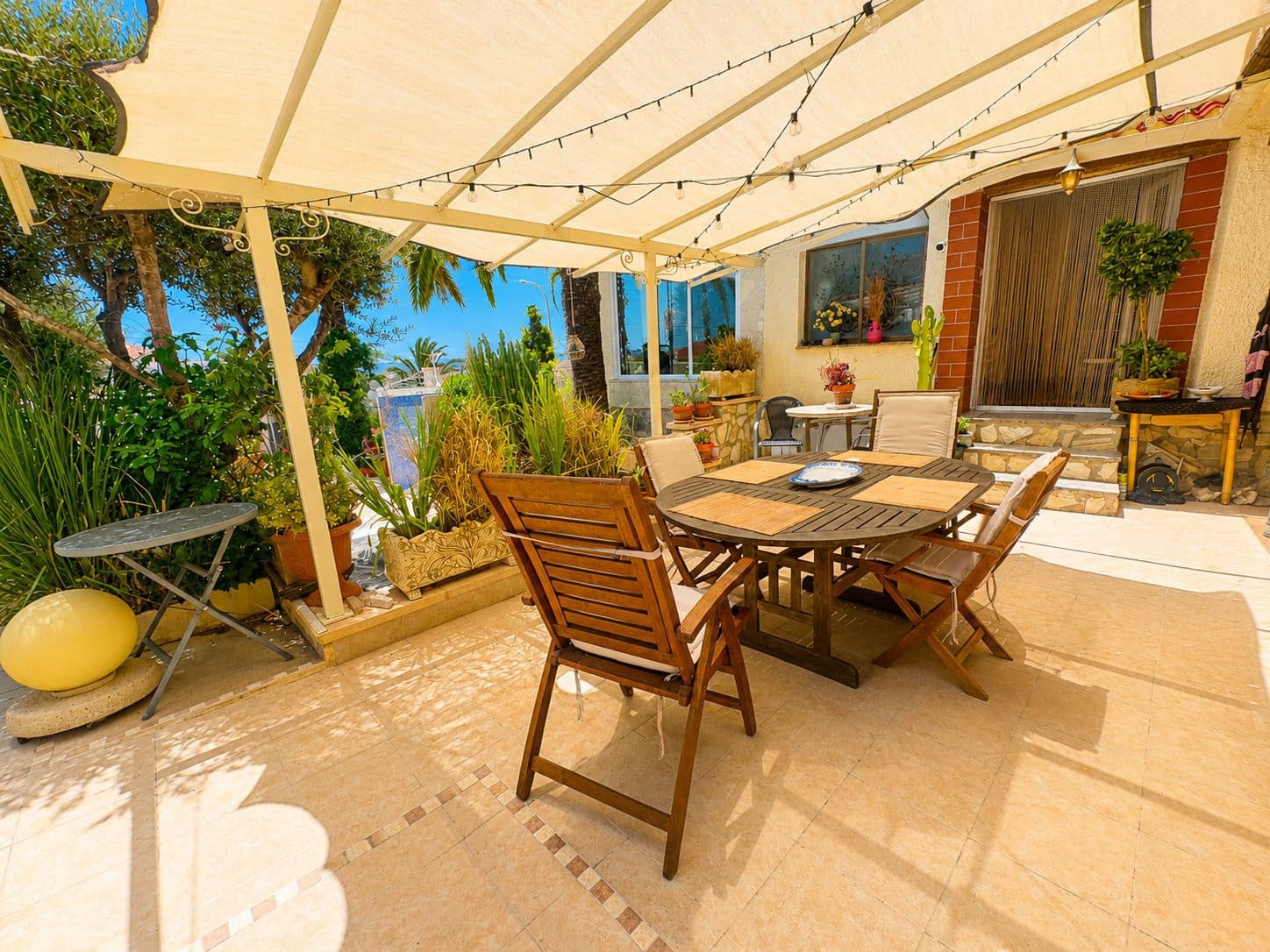 4 makuuhuone Huvila myytävänä paikassa Rojales mukana uima-altaan - 539 000 € (Ref: 10054249)