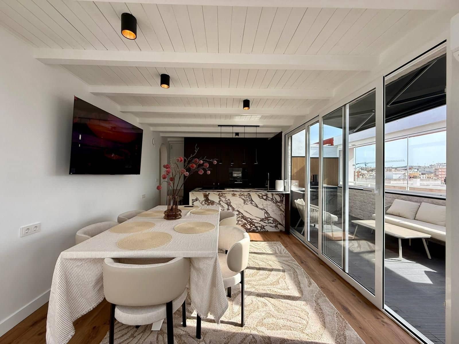 4 sovrum Lägenhet till salu i Guardamar del Segura med pool - 465 000 € (Ref: 10054279)