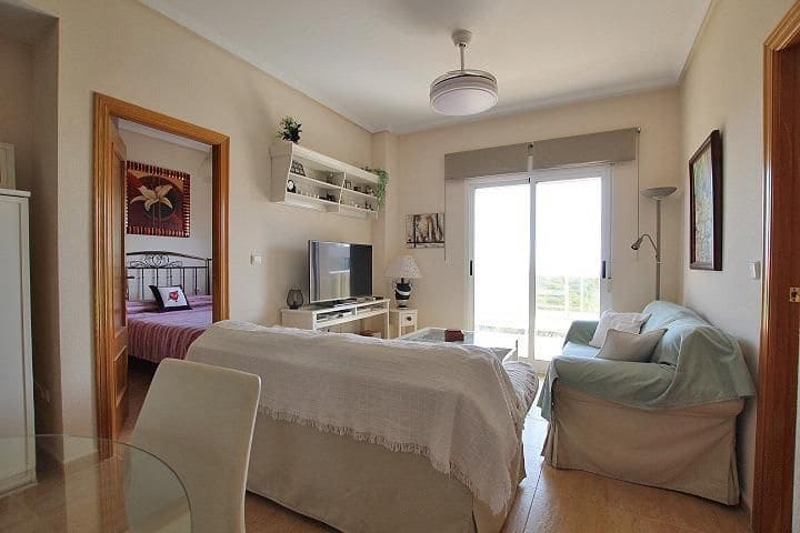 3 soverom Leilighet til salgs i Guardamar del Segura med svømmebasseng - € 260 000 (Ref: 10054873)
