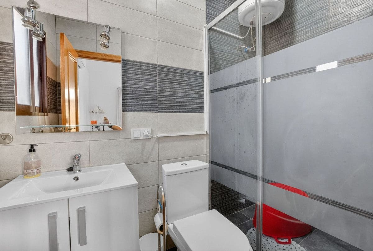 3 Zimmer Villa zu verkaufen in Torrevieja mit Pool - 476.000 € (Ref: 10058557)