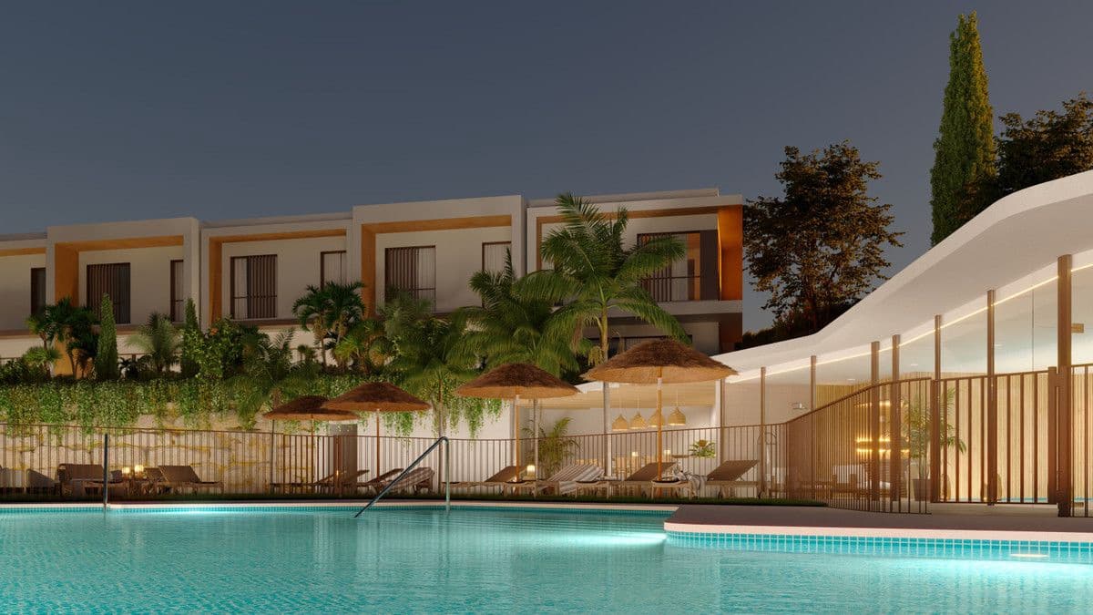 4 chambre Villa/Maison à vendre à La Cala de Mijas avec piscine - 861 000 € (Ref: 10058573)
