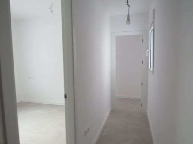 3 bedroom Apartment for sale in Zona Puerto Deportivo, Fuengirola - € 545,000 (Ref: 10058652)