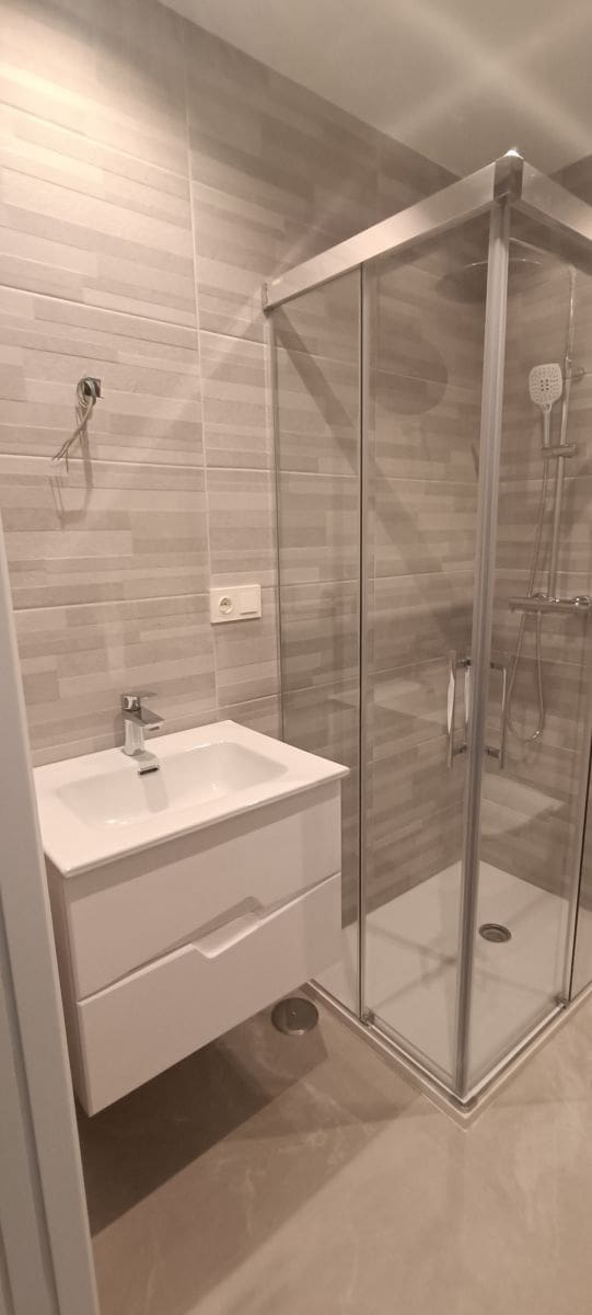 2 bedroom Apartment for sale in Fuengirola - € 370,000 (Ref: 10058653)