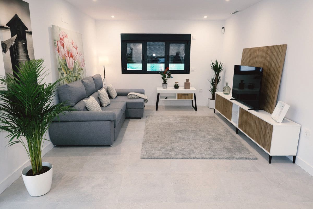 Chalet de 3 habitaciones en La Pinilla en venta con piscina - 274.780 € (Ref: 10058731)
