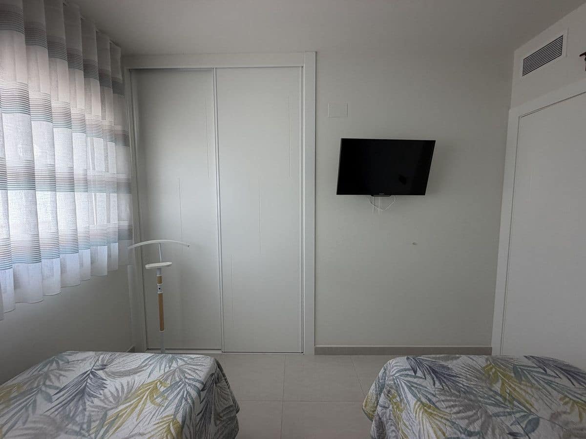 2 bedroom Apartment for sale in Los Altos with pool - € 285,000 (Ref: 10061440)