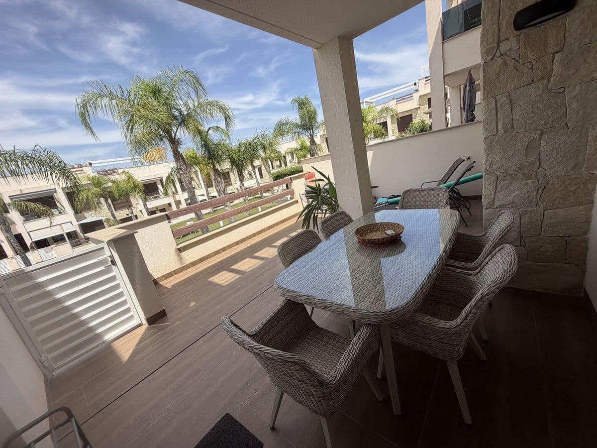 2 bedroom Apartment for sale in Los Altos with pool - € 285,000 (Ref: 10061440)