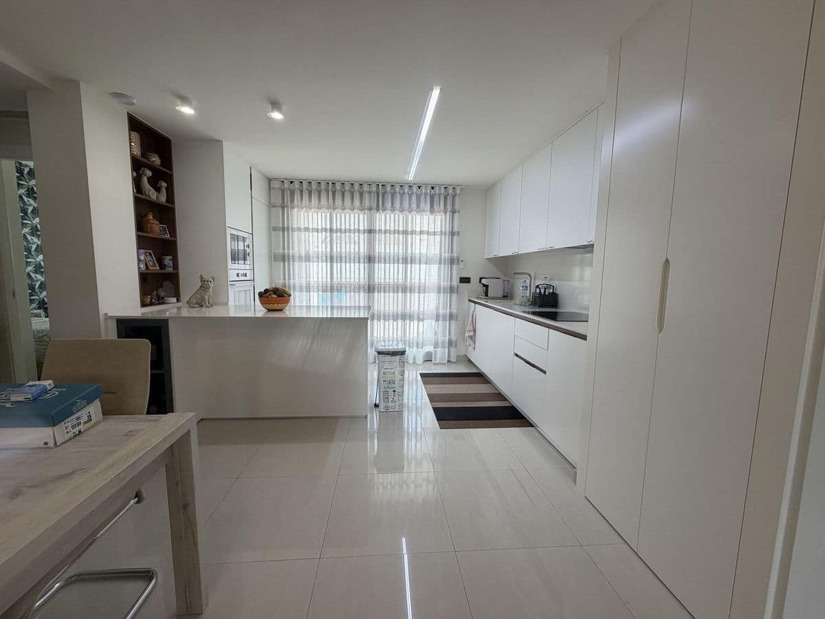 2 bedroom Apartment for sale in Los Altos with pool - € 285,000 (Ref: 10061440)