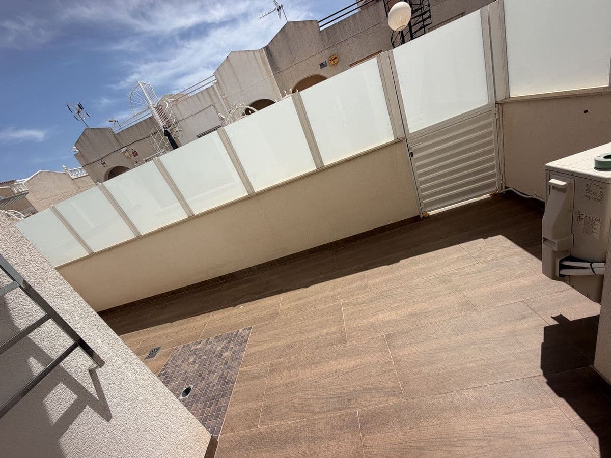2 bedroom Apartment for sale in Los Altos with pool - € 285,000 (Ref: 10061440)